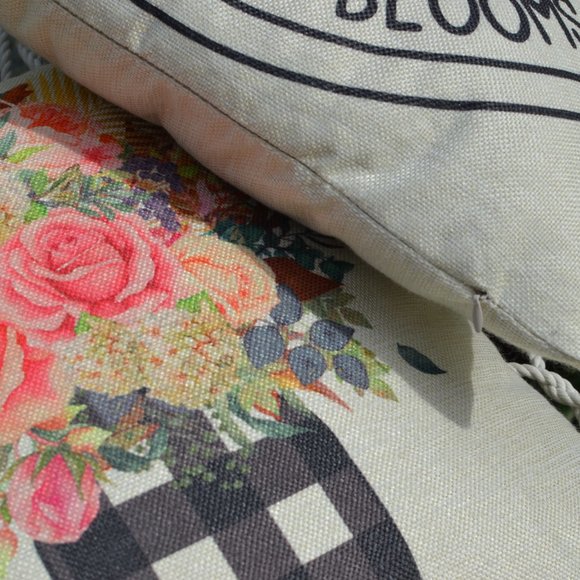 NEW - Set of 2 - Farmhouse Floral Buffalo Plaid Pillow Covers 18x18 - Picture 4 of 4